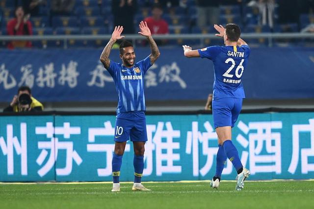 津媒：中国U20女足冒雨训练，将与朝鲜队进行三场教学赛